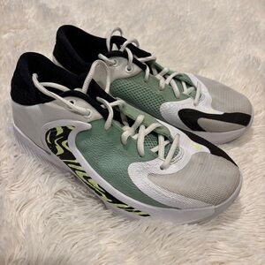 Nike Zoom Freak 4 Greek‎ Coastline Basketball Youth Size 6